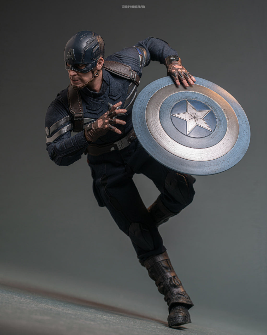 READY🔥Hot Toys MMS783 Captain America: The Winter Soldier 1/6th scale Captain America (Stealth S.T.R.I.K.E. Suit) 2.0 Collectible Figure