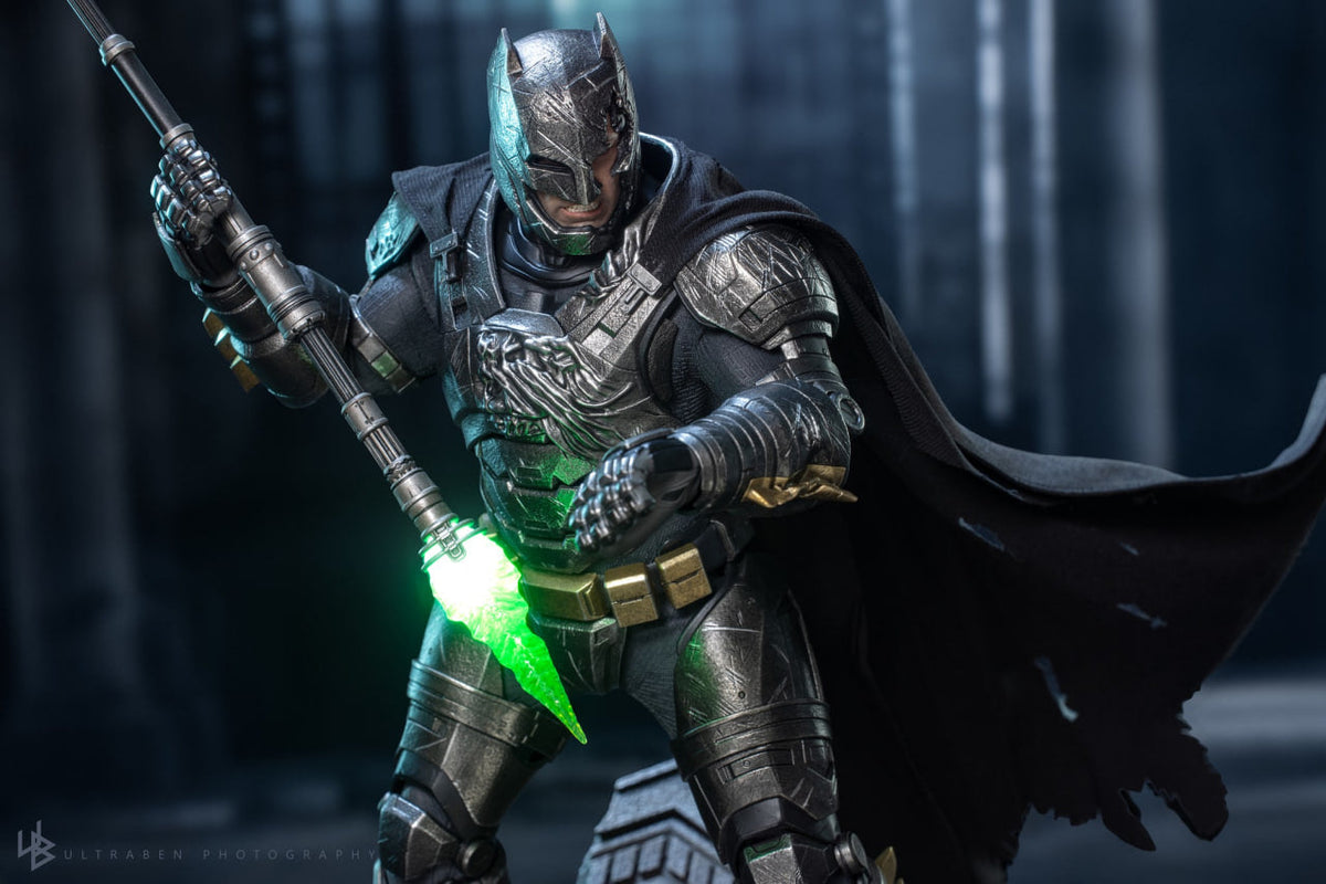 READY🔥Hot Toys MMS743D63 Batman V Superman Dawn Of Justice Armored Batman (2.0) 1/6th Scale Collectible Figure (Deluxe Version)