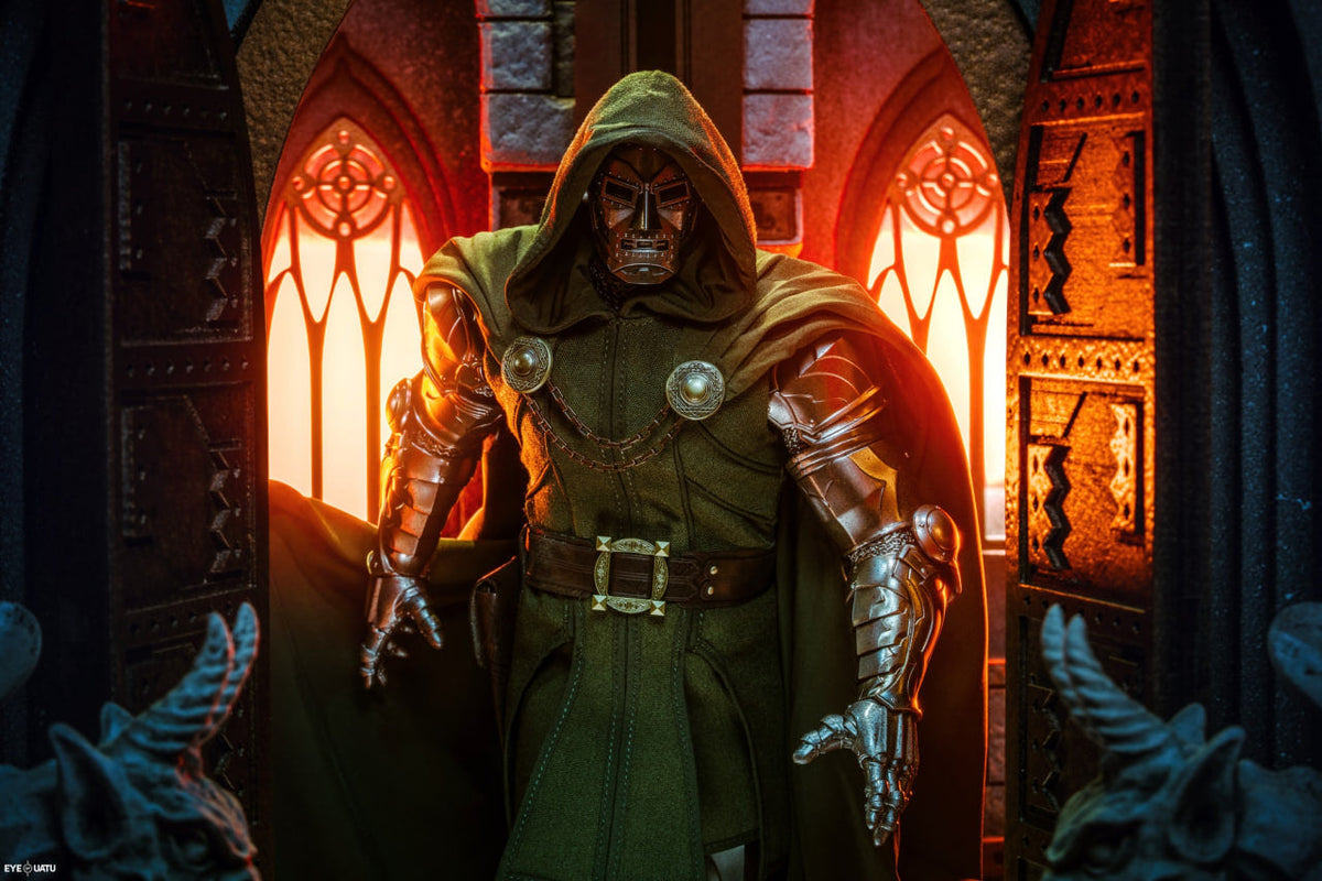 READY🔥Hot Toys CMS022B CMS022 Marvel Comics 1/6th Scale Doctor Doom Collectible Figure Special Edition