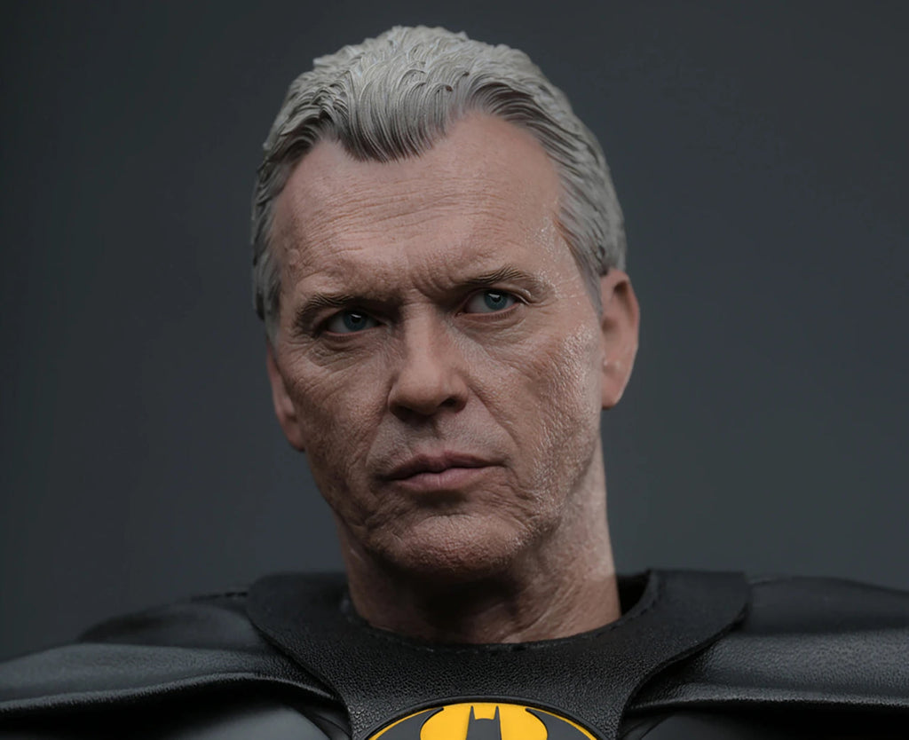 READY🔥Hot Toys MMS712 The Flash – Batman (Modern Suit) 1:6th Scale Collectible Figure