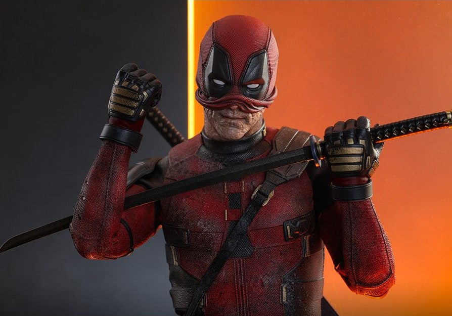 READY🔥Hot Toys MMS782 Deadpool & Wolverine 1/6th scale Deadpool (Battling Version) Collectible Figure