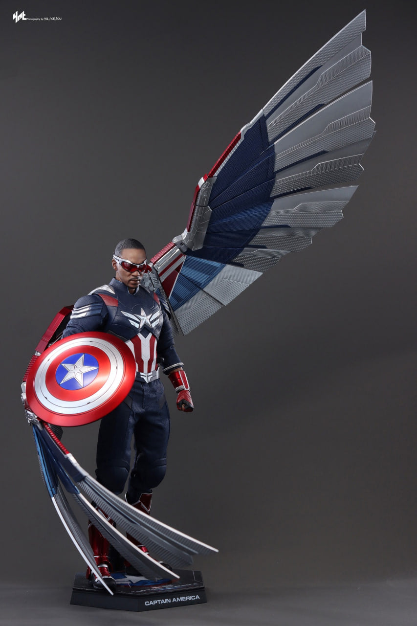 READY🔥Hot Toys MMS779 Captain America: Brave New World 1/6th Scale Captain America Collectible Figure