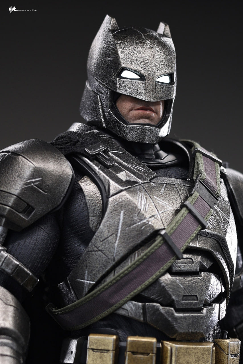READY🔥Hot Toys MMS743D63 Batman V Superman Dawn Of Justice Armored Batman (2.0) 1/6th Scale Collectible Figure (Deluxe Version)