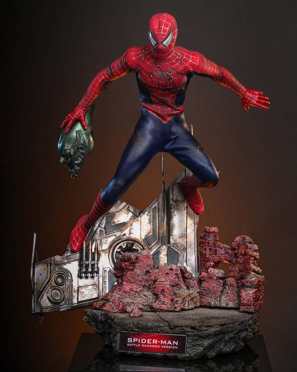Preorder🔥Hot Toys MMS859 Spider-Man 1/6th scale Spider-Man (Battle Damaged Version) Collectible Figure