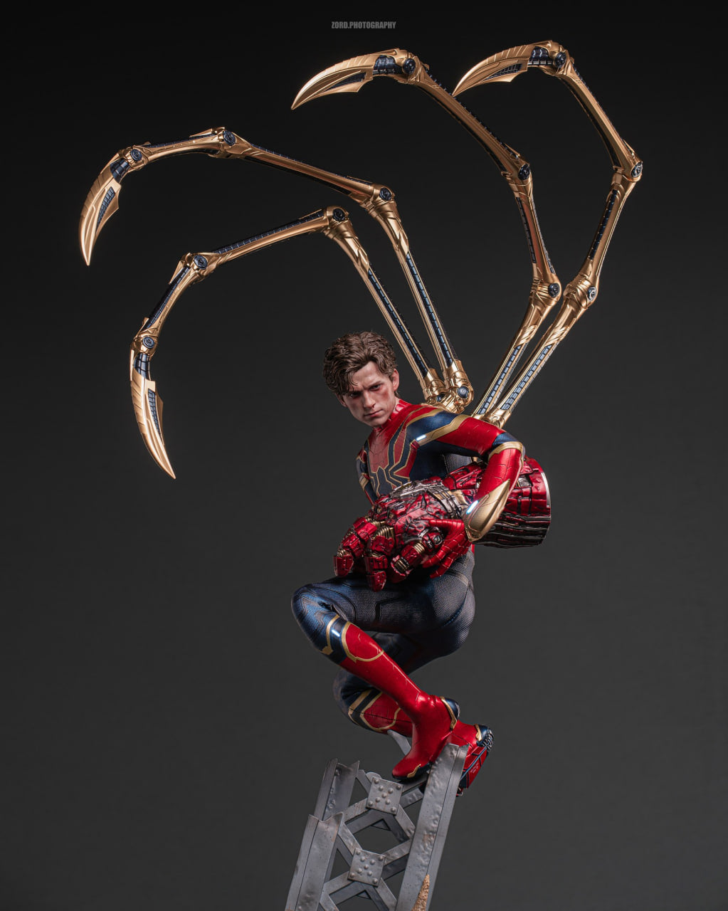 READY🔥Hot Toys MMS762AE Marvel Avengers: Endgame Iron Spider (Artisan Edition) 1/6th scale Collectible Figure