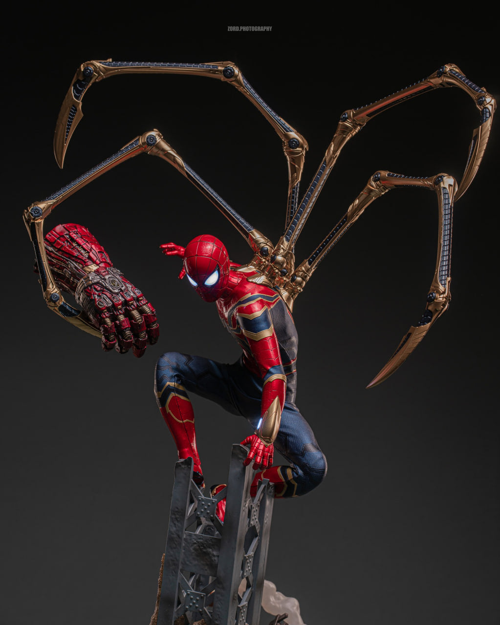 READY🔥Hot Toys MMS762AE Marvel Avengers: Endgame Iron Spider (Artisan Edition) 1/6th scale Collectible Figure