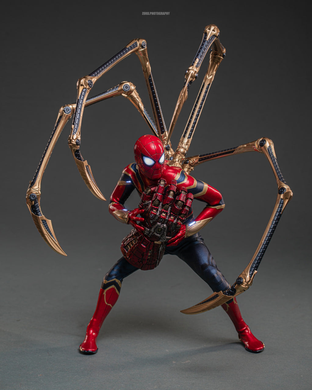 READY🔥Hot Toys MMS762AE Marvel Avengers: Endgame Iron Spider (Artisan Edition) 1/6th scale Collectible Figure