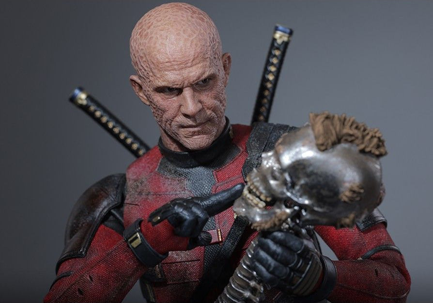 READY🔥Hot Toys MMS782 Deadpool & Wolverine 1/6th scale Deadpool (Battling Version) Collectible Figure