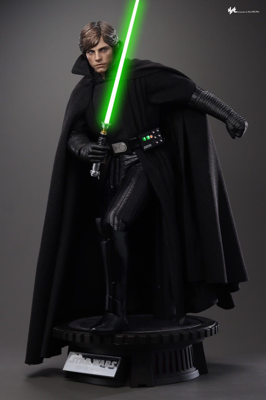 READY🔥Hot Toys CMS019 CMS019b Star Wars: Dark Empire Luke Skywalker (Dark Empire) 1/6th scale Collectible Figure
