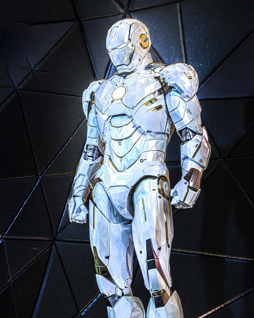 READY🔥Hot Toys MMS830D76 Iron Man 2 1/6th scale Iron Man Mark IV (Sub-Zero Fractal Armor) Collectible Figure [Hot Toys Exclusive]