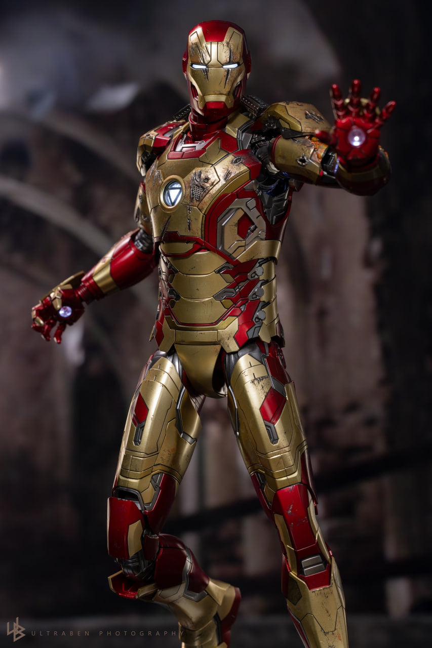 READY🔥Hot Toys MMS758D65b Iron Man 3 Iron Man Mark XLII (2.0) 1/6th scale Collectible Figure