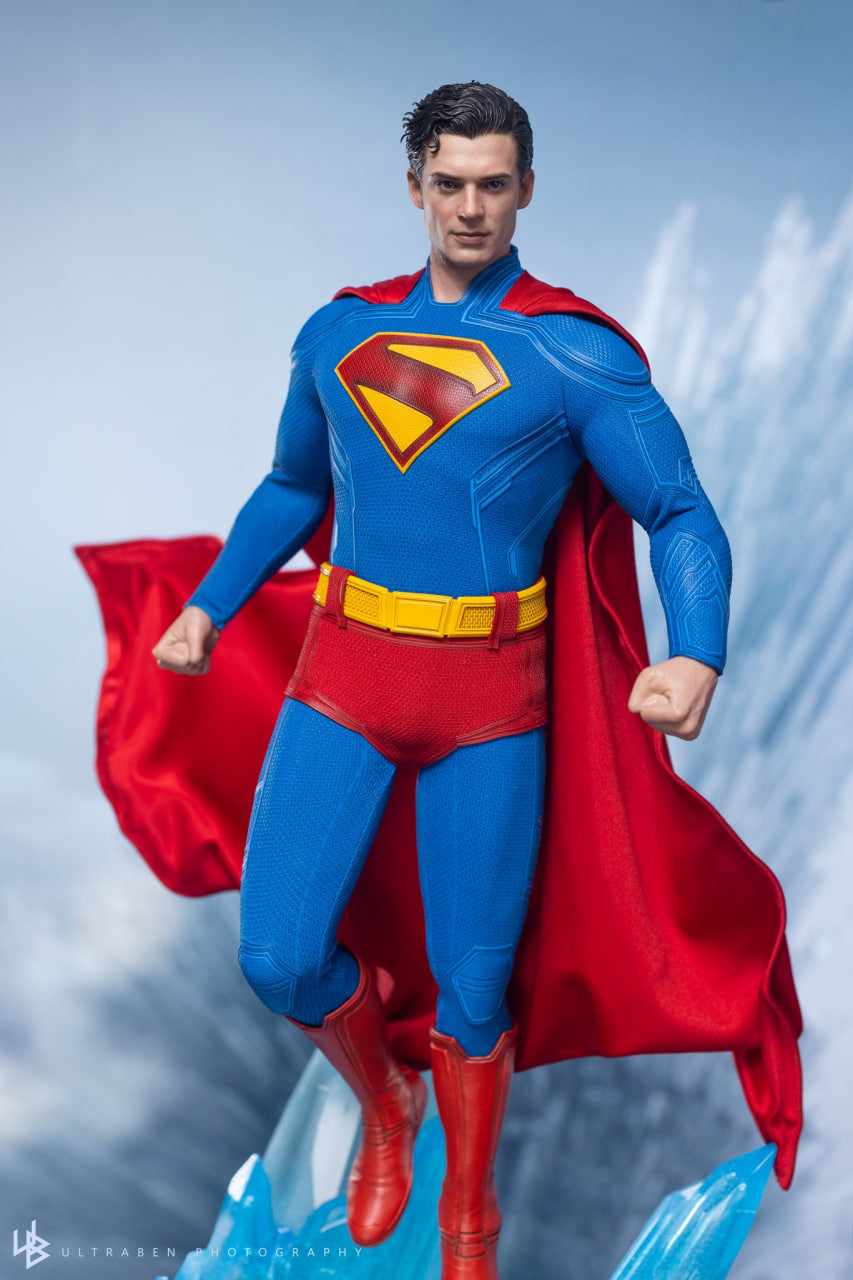 READY🔥Hot Toys MMS812 Superman 1/6th Scale Superman & Krypto Collectible Set