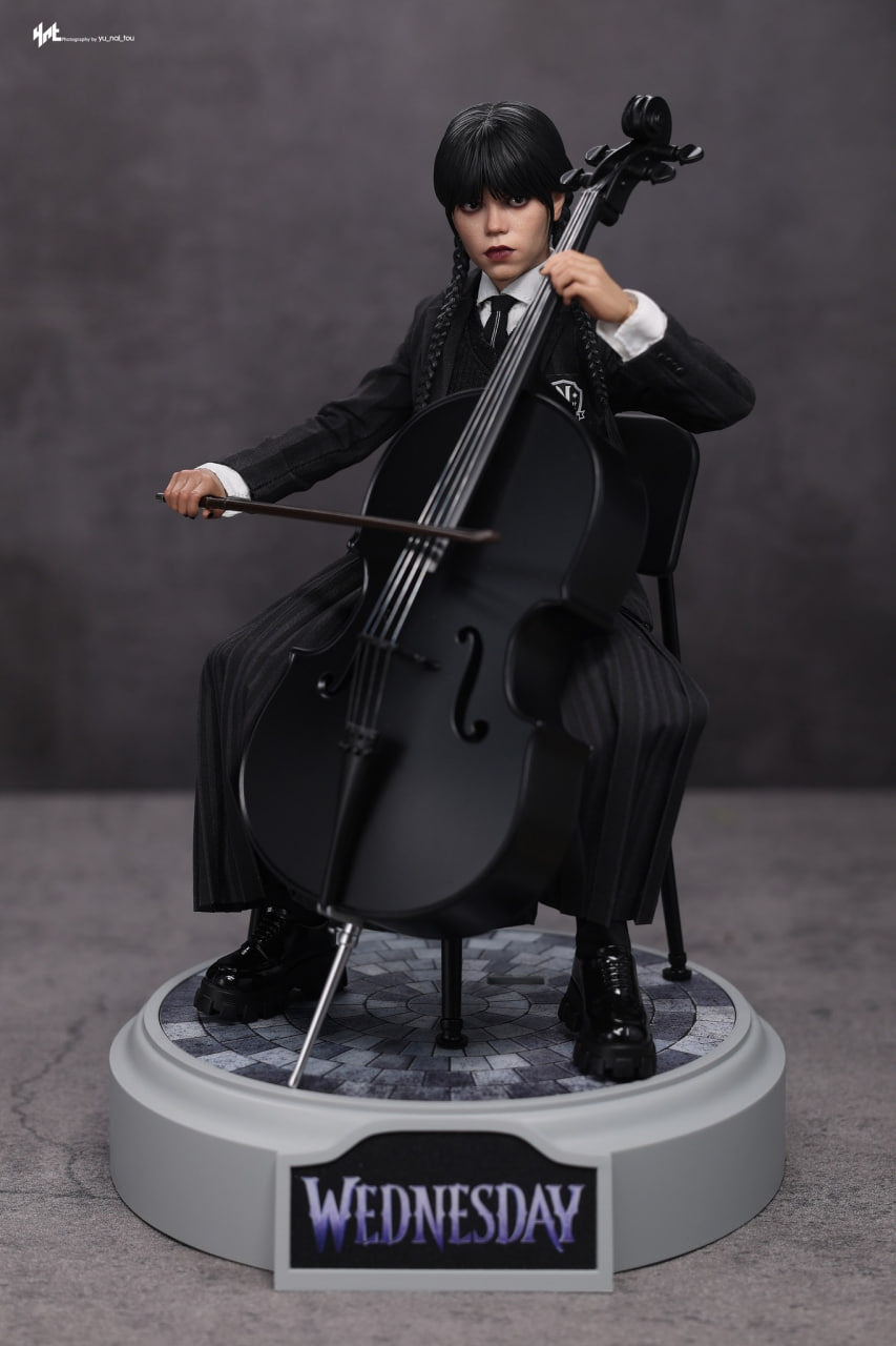 READY🔥Hot Toys TMS135 Wednesday - 1/6th scale Wednesday Collectible Figure