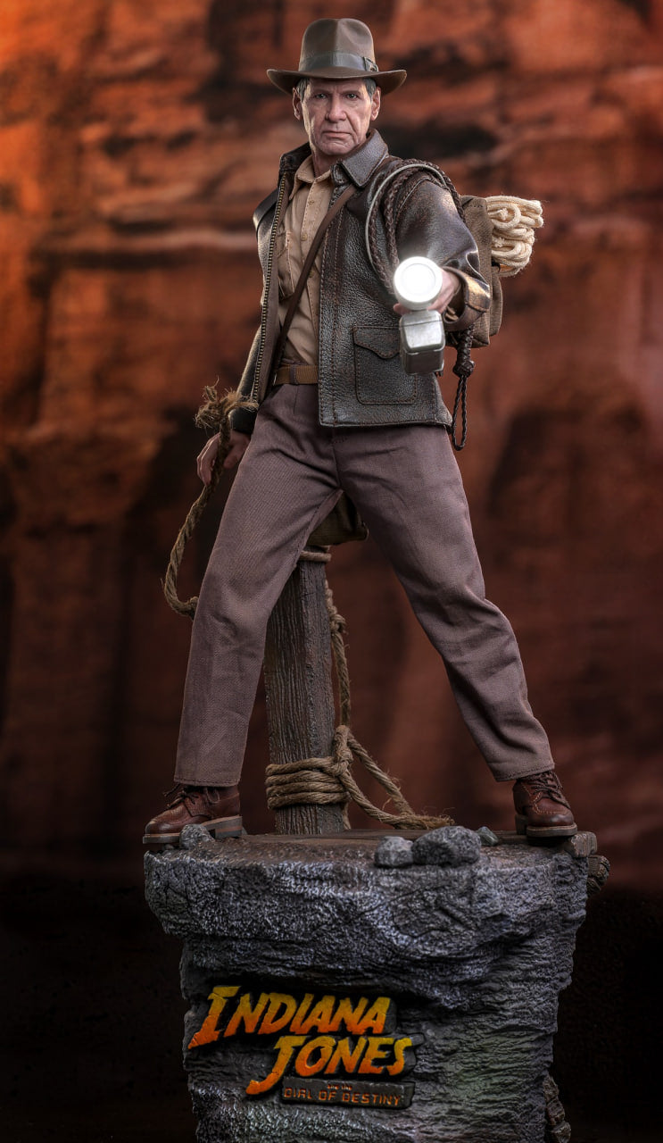 READY🔥Hot Toys MMS717 Indiana Jones and the Dial of Destiny – Indiana Jones (Deluxe Version)