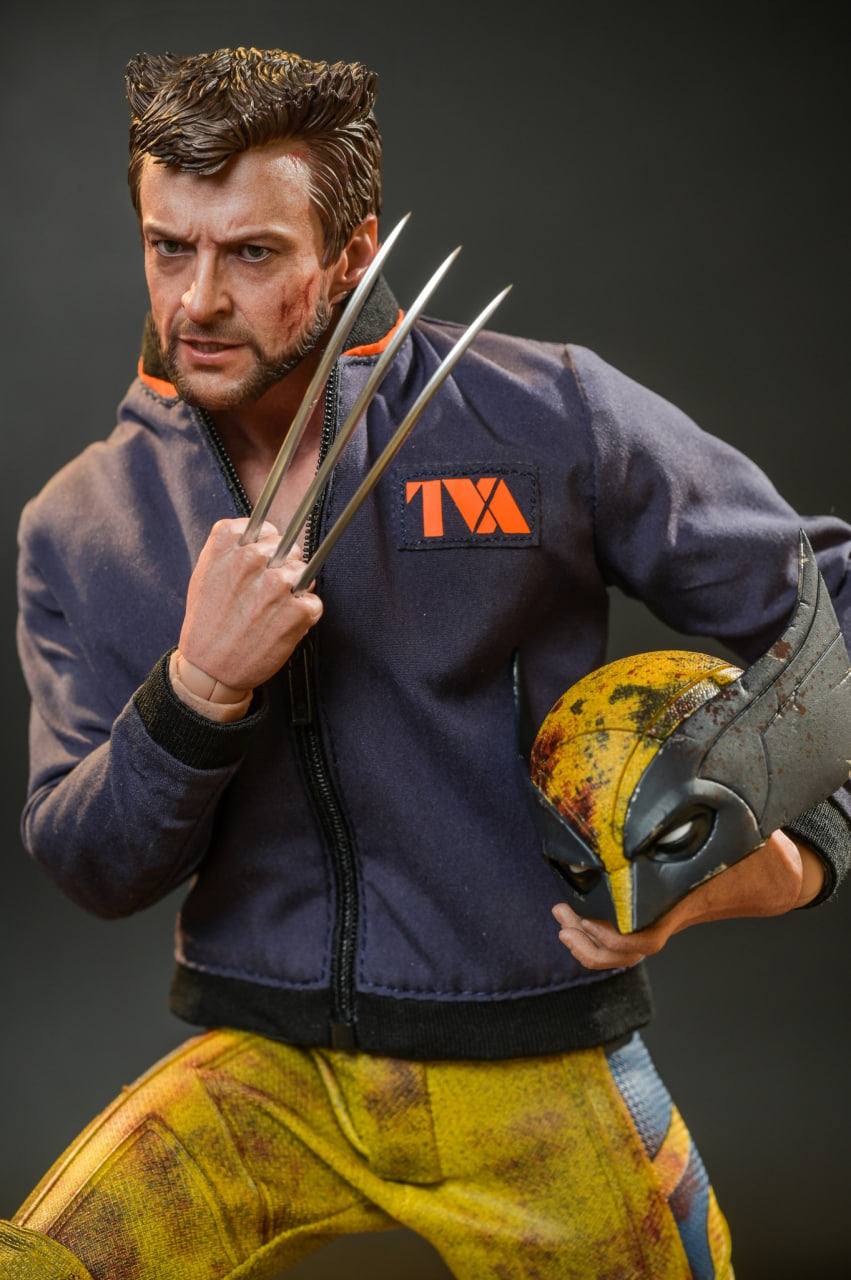 READY🔥Hot Toys MMS756 Marvel Deadpool and Wolverine Wolverine (Jacket Version) 1/6 Scale Collectible Figure
