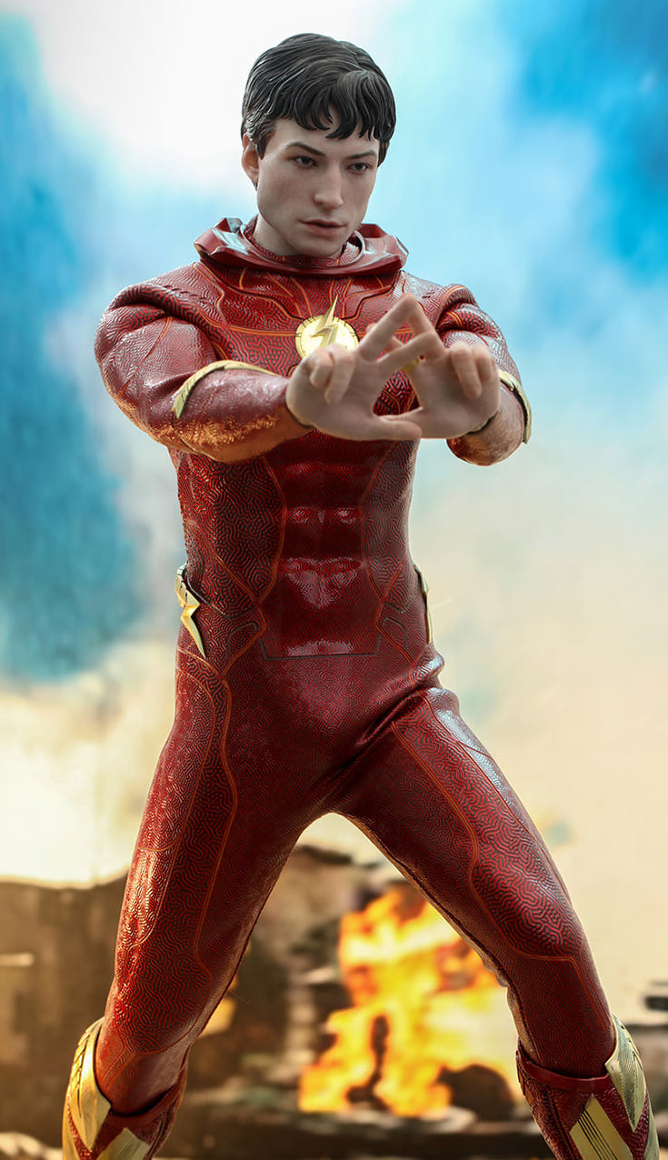 READY🔥Hot Toys MMS713 The Flash 1/6 Scale Collectible Figure