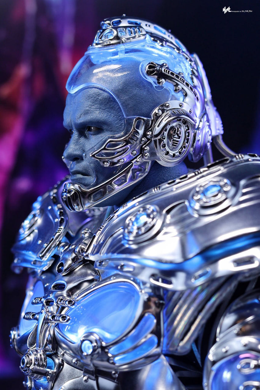 READY🔥Hot Toys MMS800 Batman & Robin 1/6th scale Mr. Freeze (Deluxe Version)