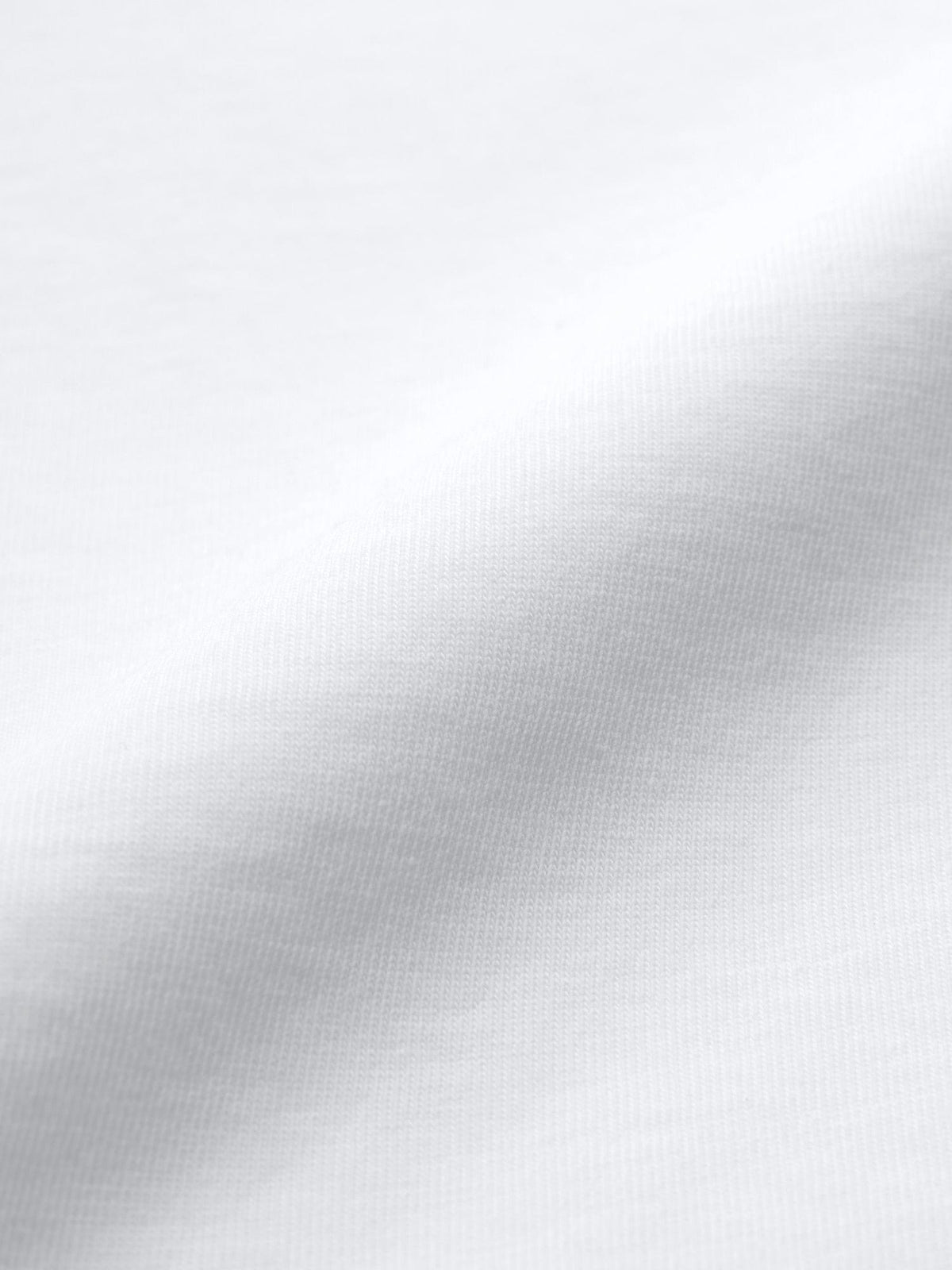 Pokemon x GU Dragonite Graphic T-Shirt — White [Pre-Order Oct 2026]