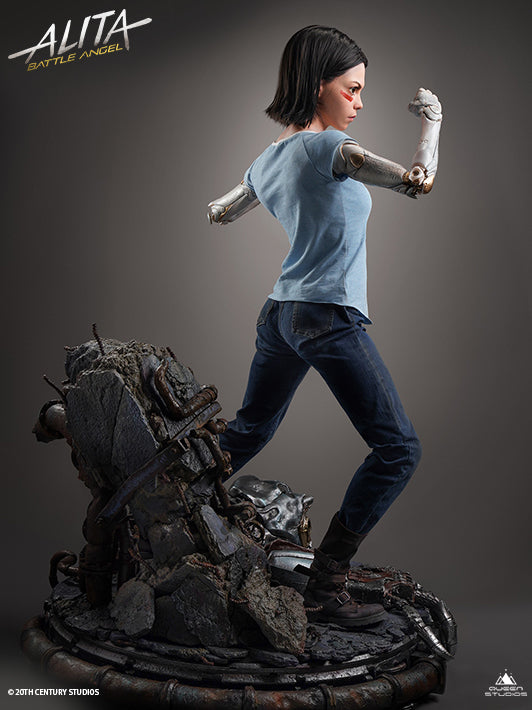 Alita Battle Angel (2019): Alita "Doll" Body Deluxe Version Life Size Statue