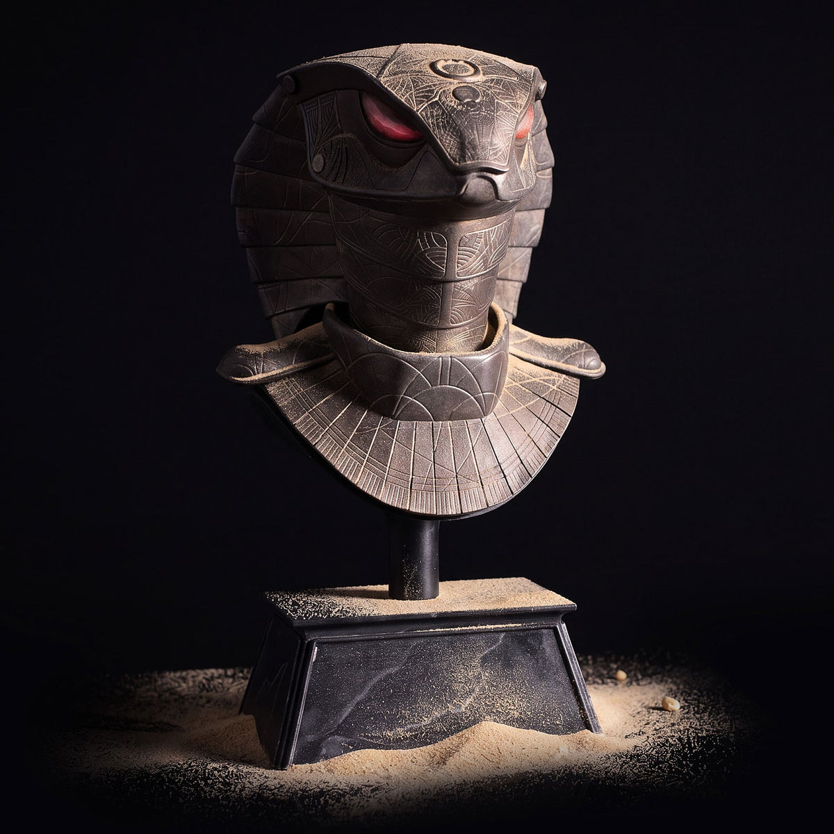 Stargate: Serpent Guard Helmet Scaled Replica