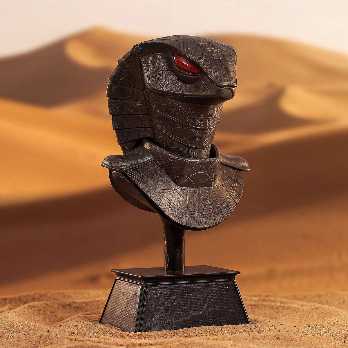 Stargate: Serpent Guard Helmet Scaled Replica