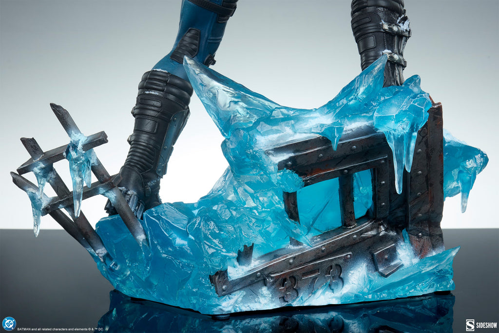 DC Comics: Mr. Freeze Premium Format Figure