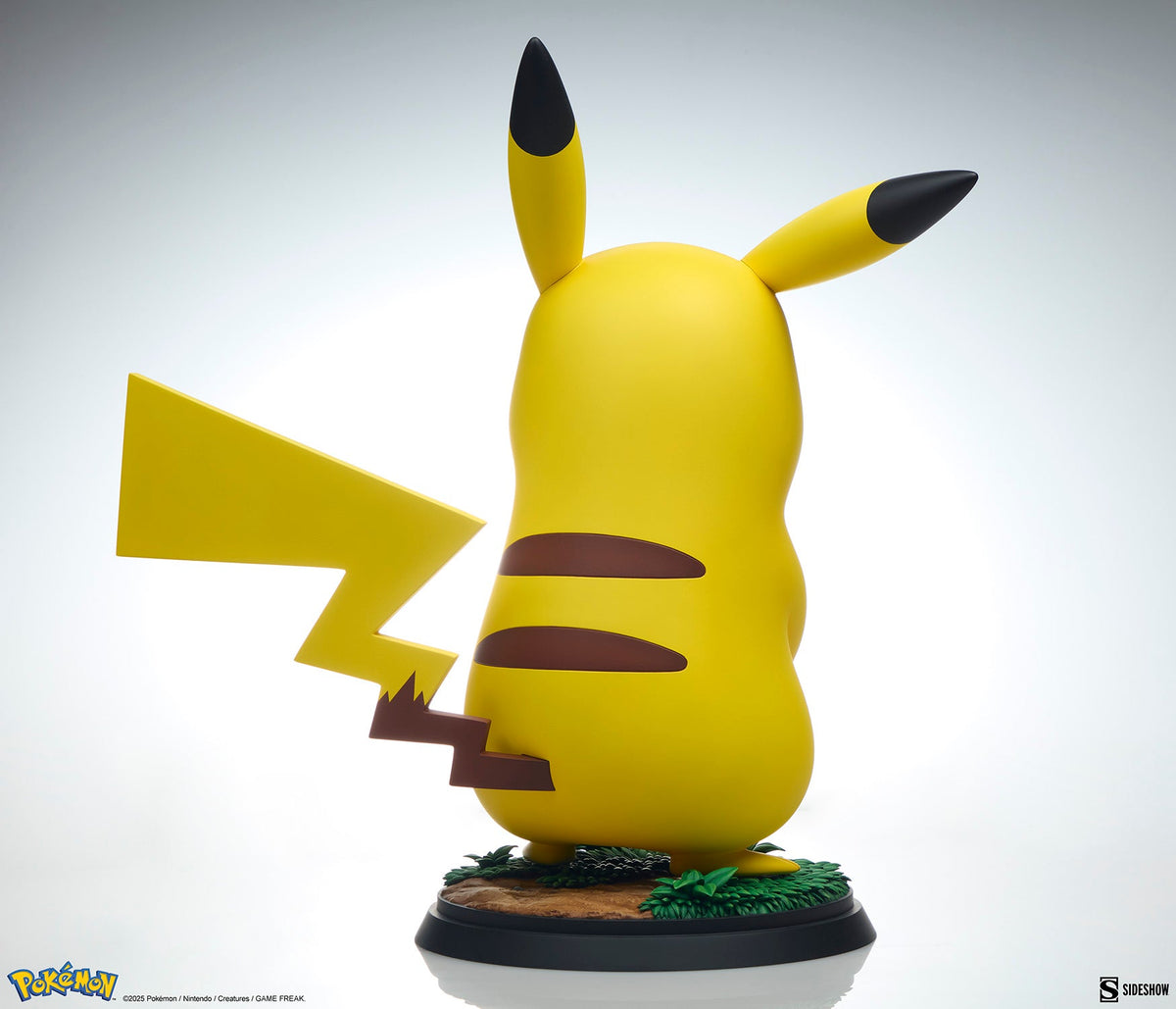 Pokémon: Pikachu Life-Size Figure