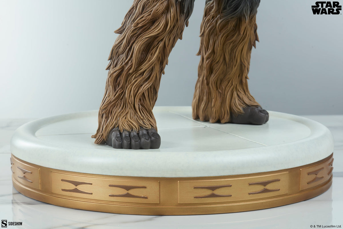 Star Wars The Empire Strikes Back: Chewbacca and C-3PO Premium Format Figure